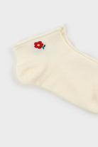 Ivory and red metallic flower ankle socks_4