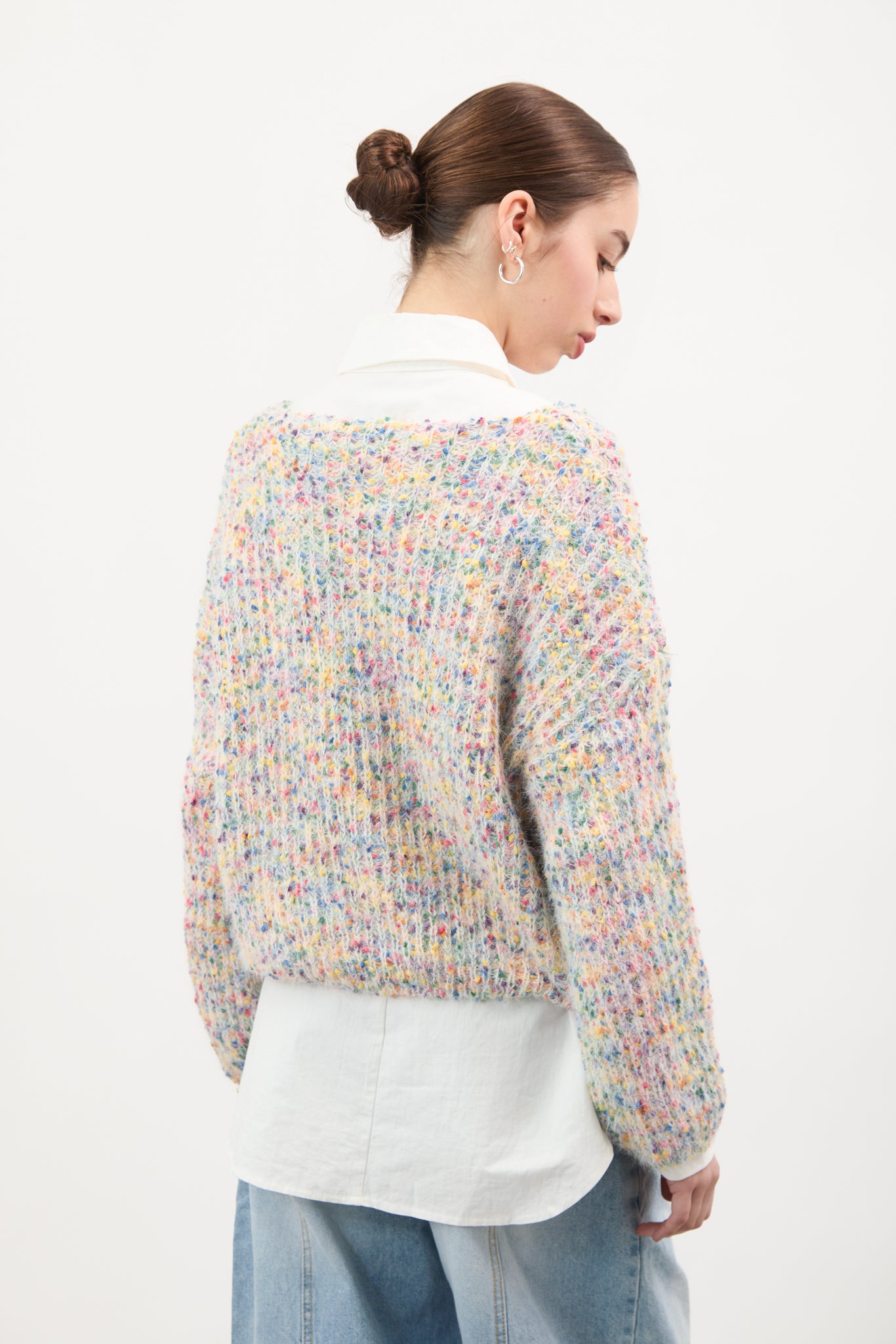 Ivory bold fuzzy rainbow fleck V neck jumper_2