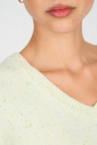 Ivory flecked wool blend V neck sweater vest_3