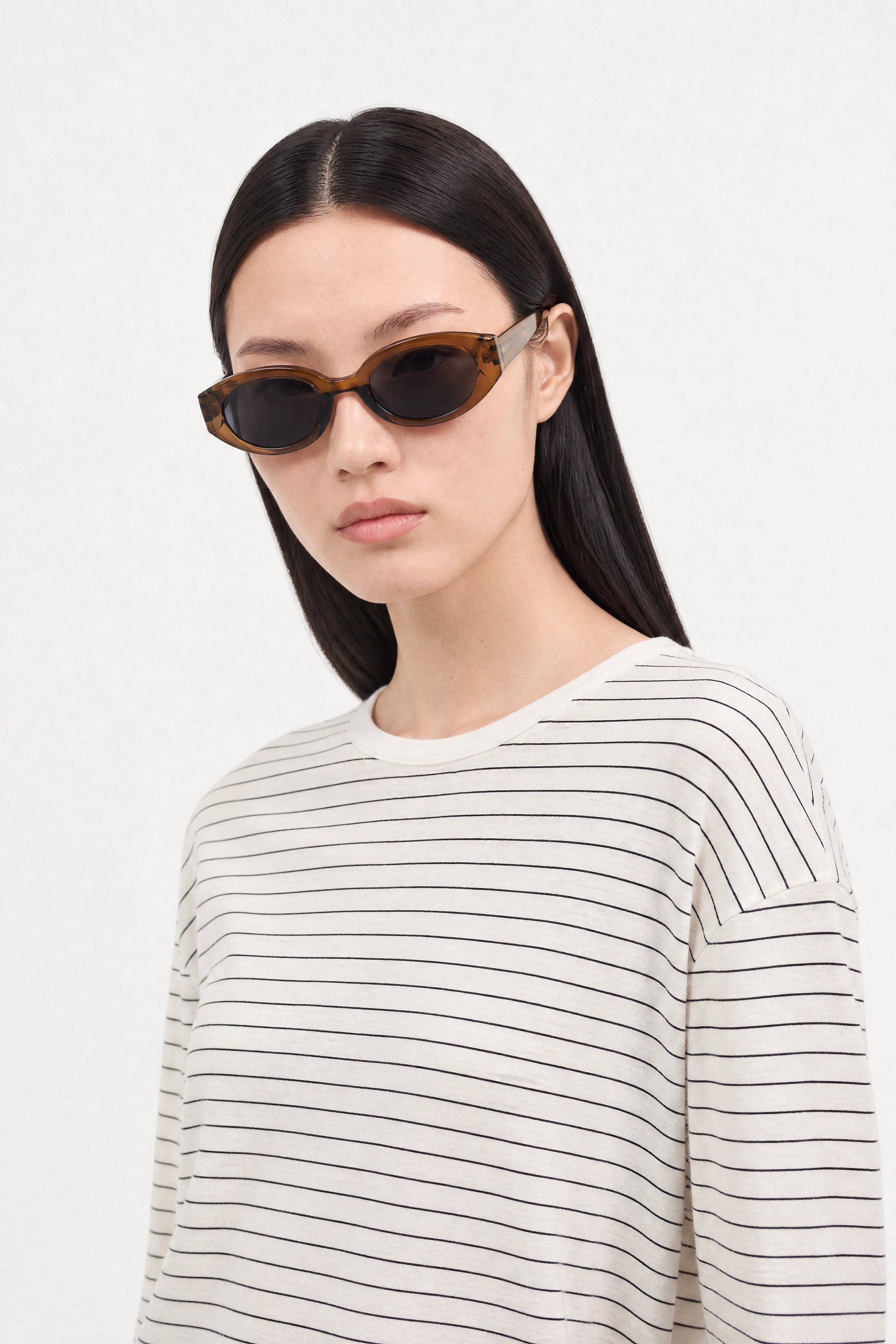 Ivory and black thin striped linen blend long sleeved tee_4