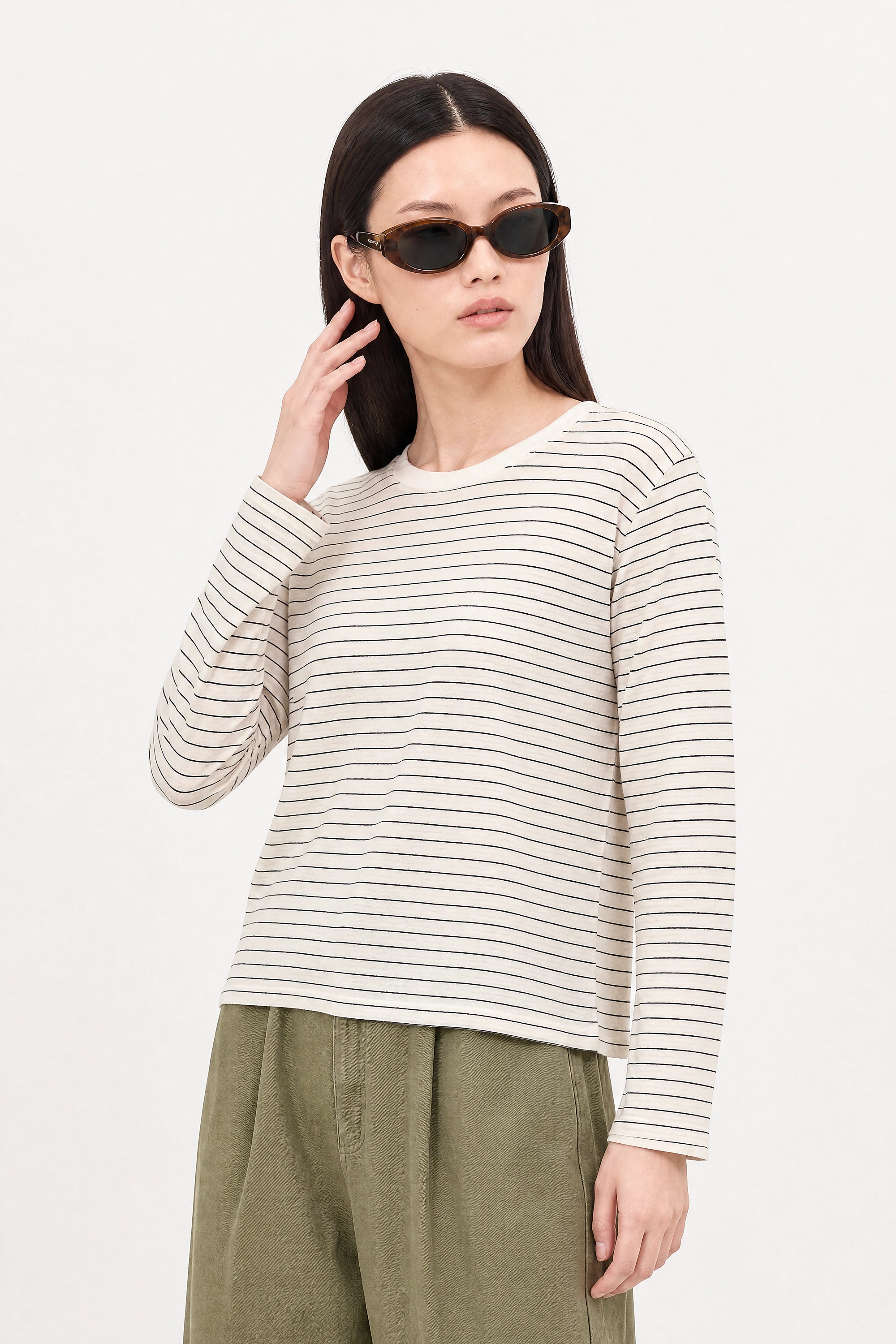 Ivory and black thin striped linen blend long sleeved tee_2