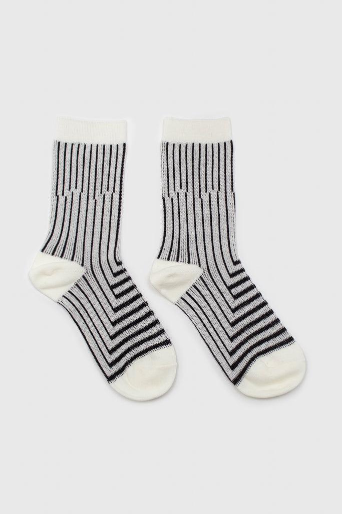 Ivory and black geometric socks_3