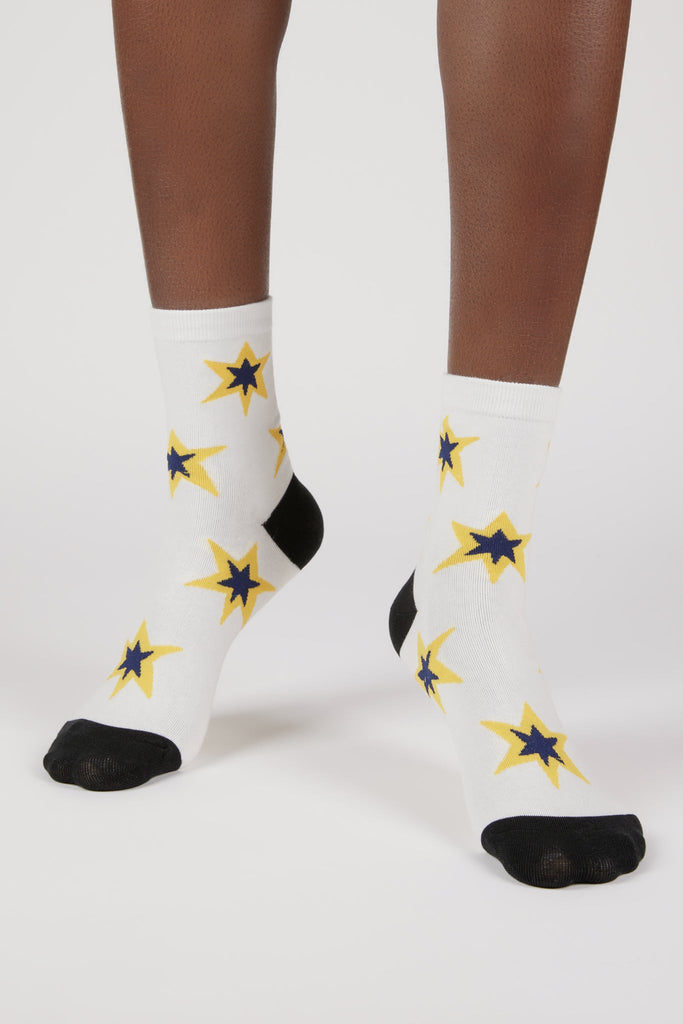 Ivory and yellow starbust socks_4