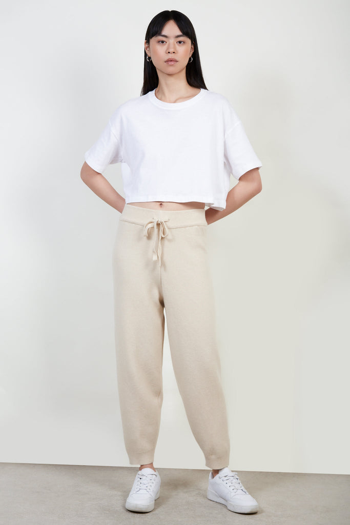 Ivory fuzzy lined thick knit tapered trousers_2