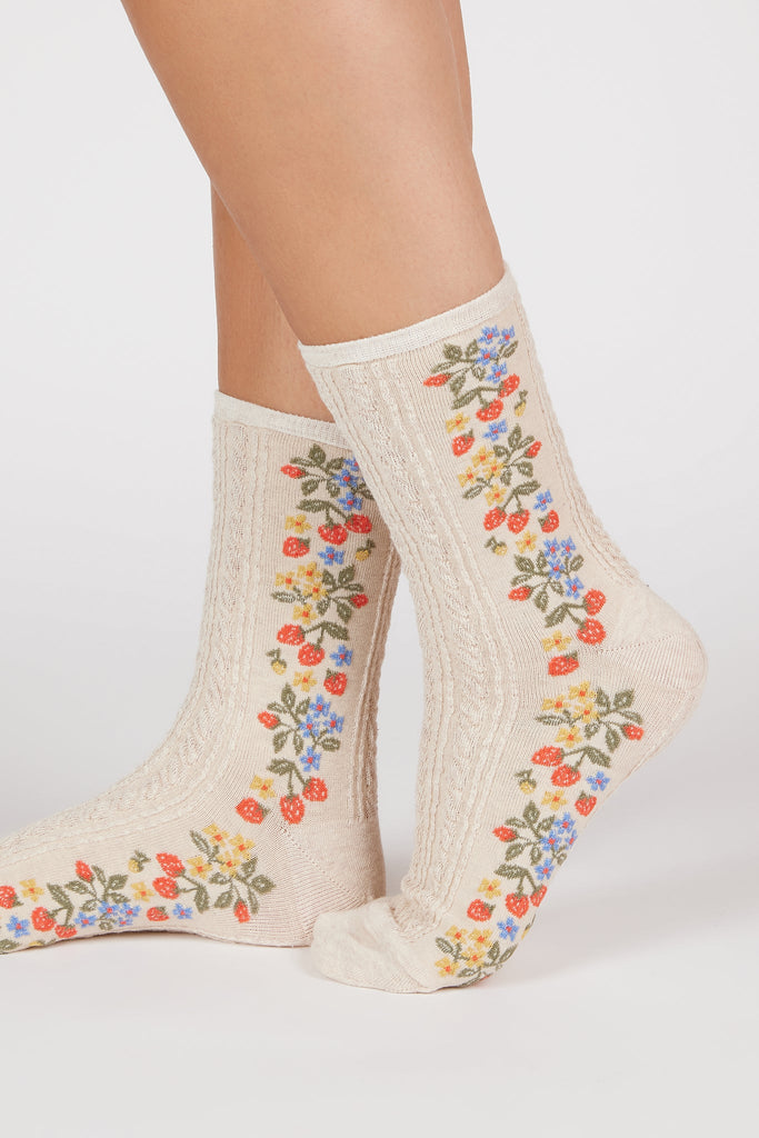 Ivory strawberry floral strip socks_1