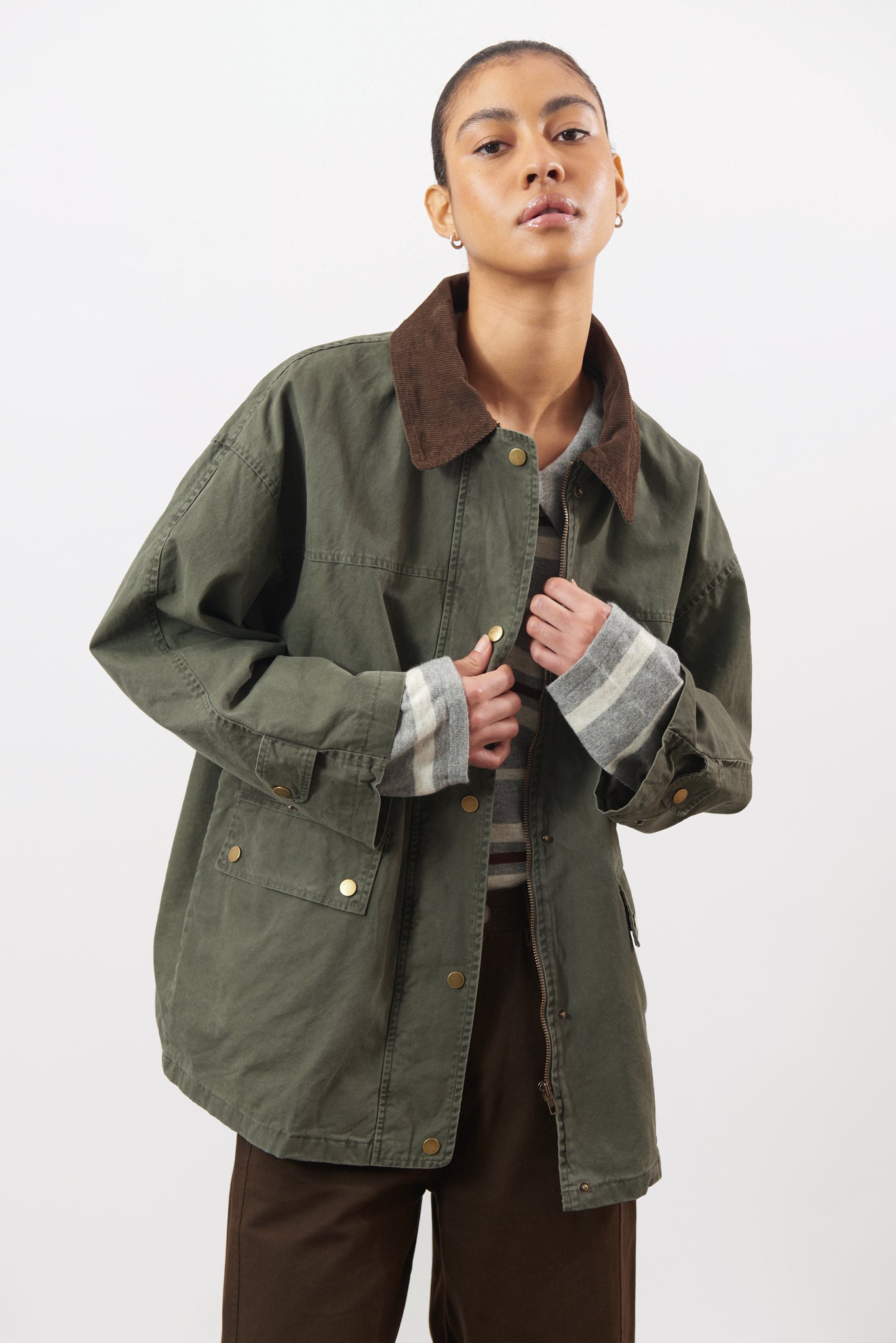Khaki and brown contrast cord collar large pocket jacket_1