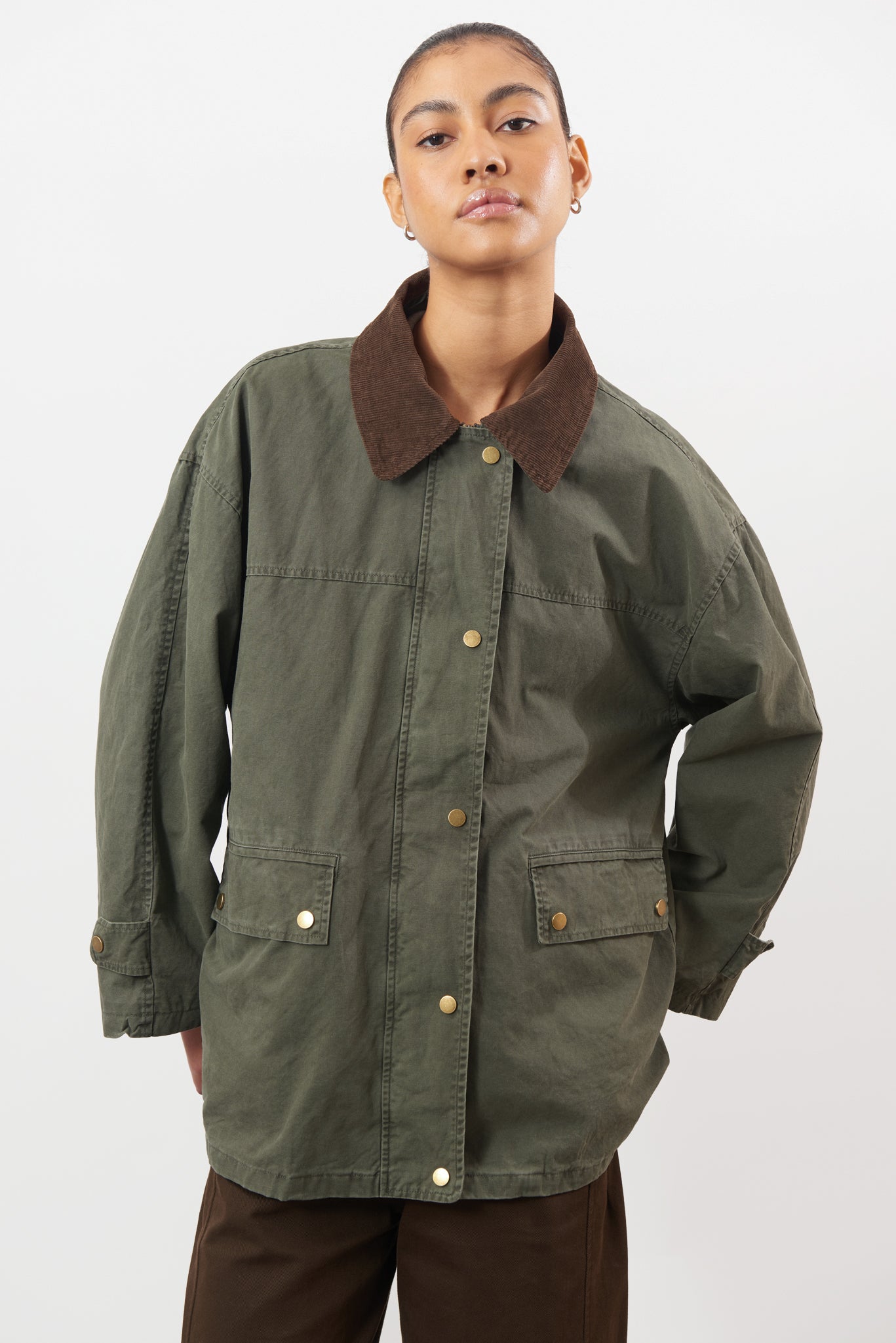 Khaki and brown contrast cord collar large pocket jacket_2