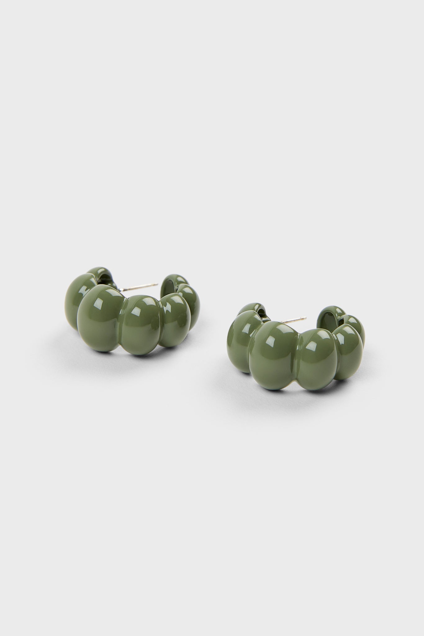 Khaki enamel bubble hoop earrings_2