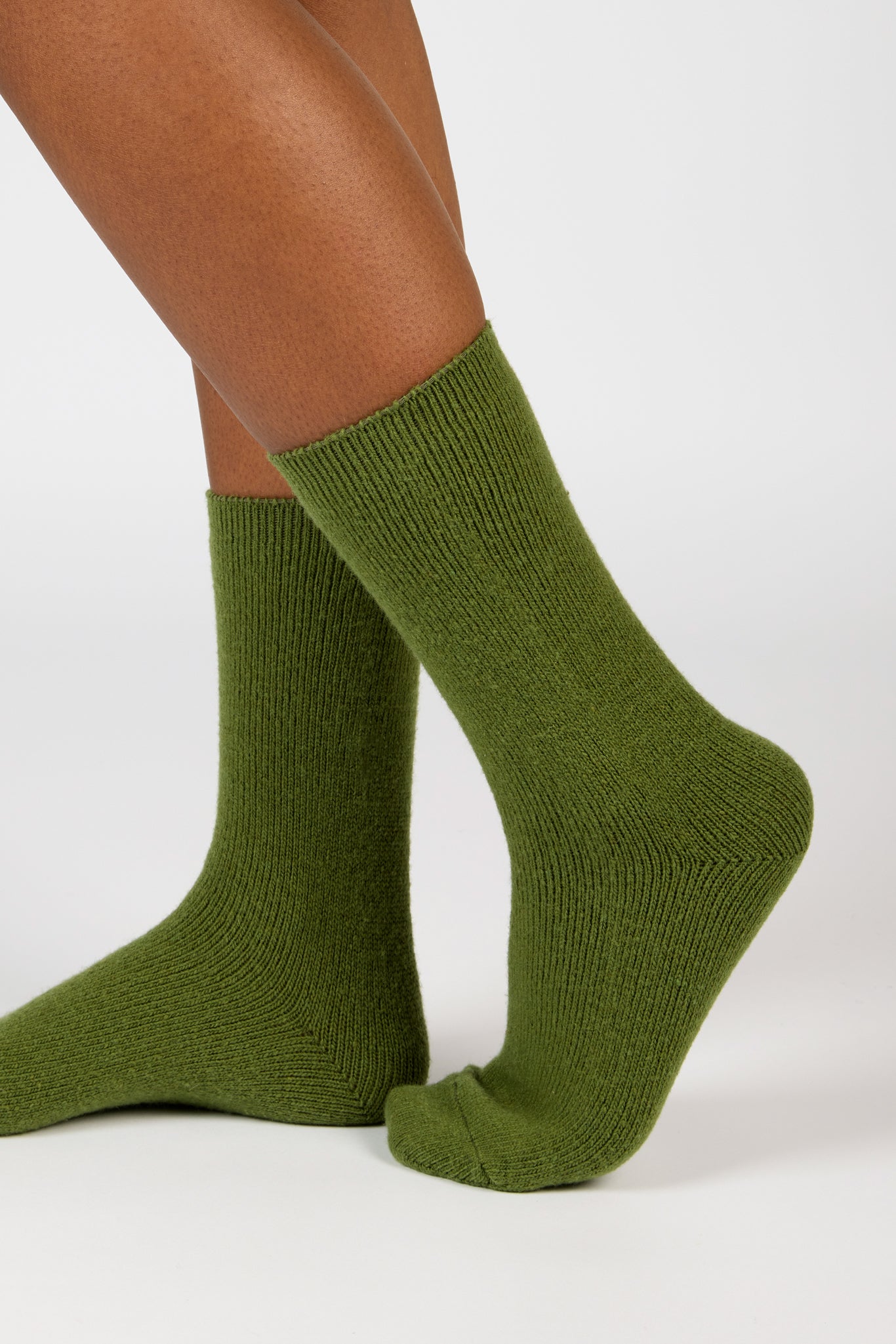 Khaki smooth wool blend socks_1