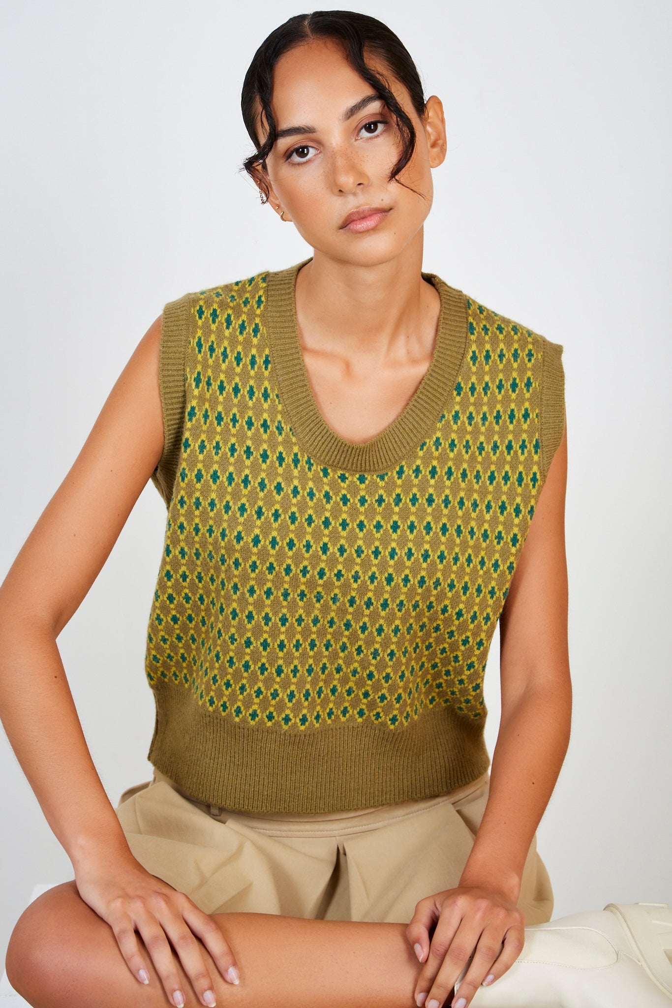 Khaki and green diamond print sweater vest
