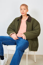 Khaki lined quilted corduroy collar coat_4