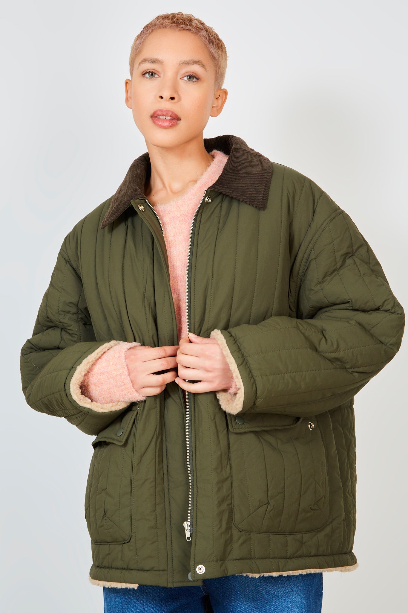 Khaki lined quilted corduroy collar coat