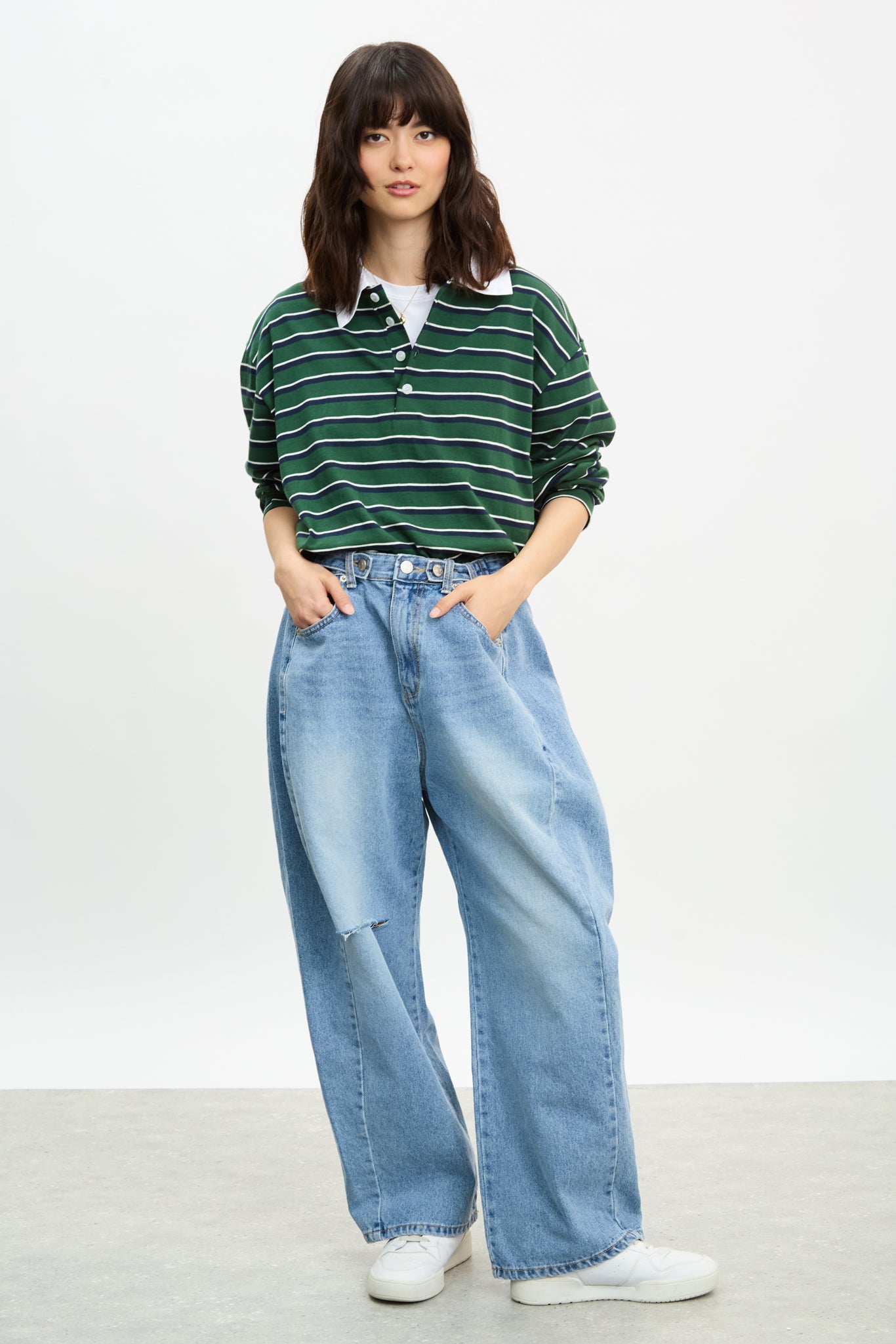 Light blue adjustable waist balloon jeans_4