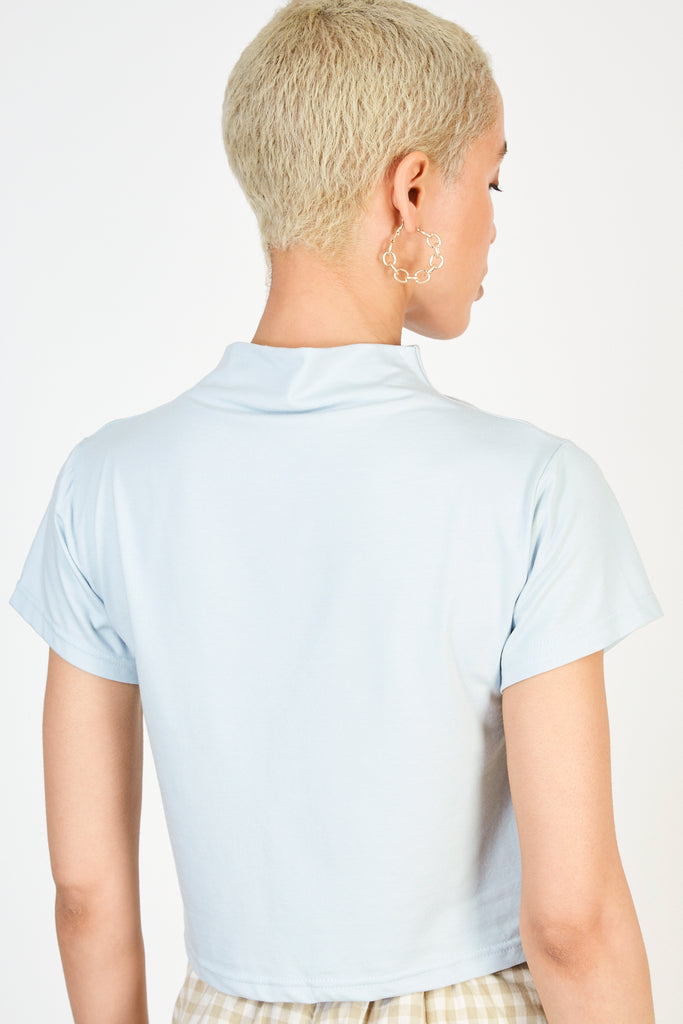 Light blue mock neck tee_2