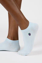 Light blue tiny grapes ankle socks_1
