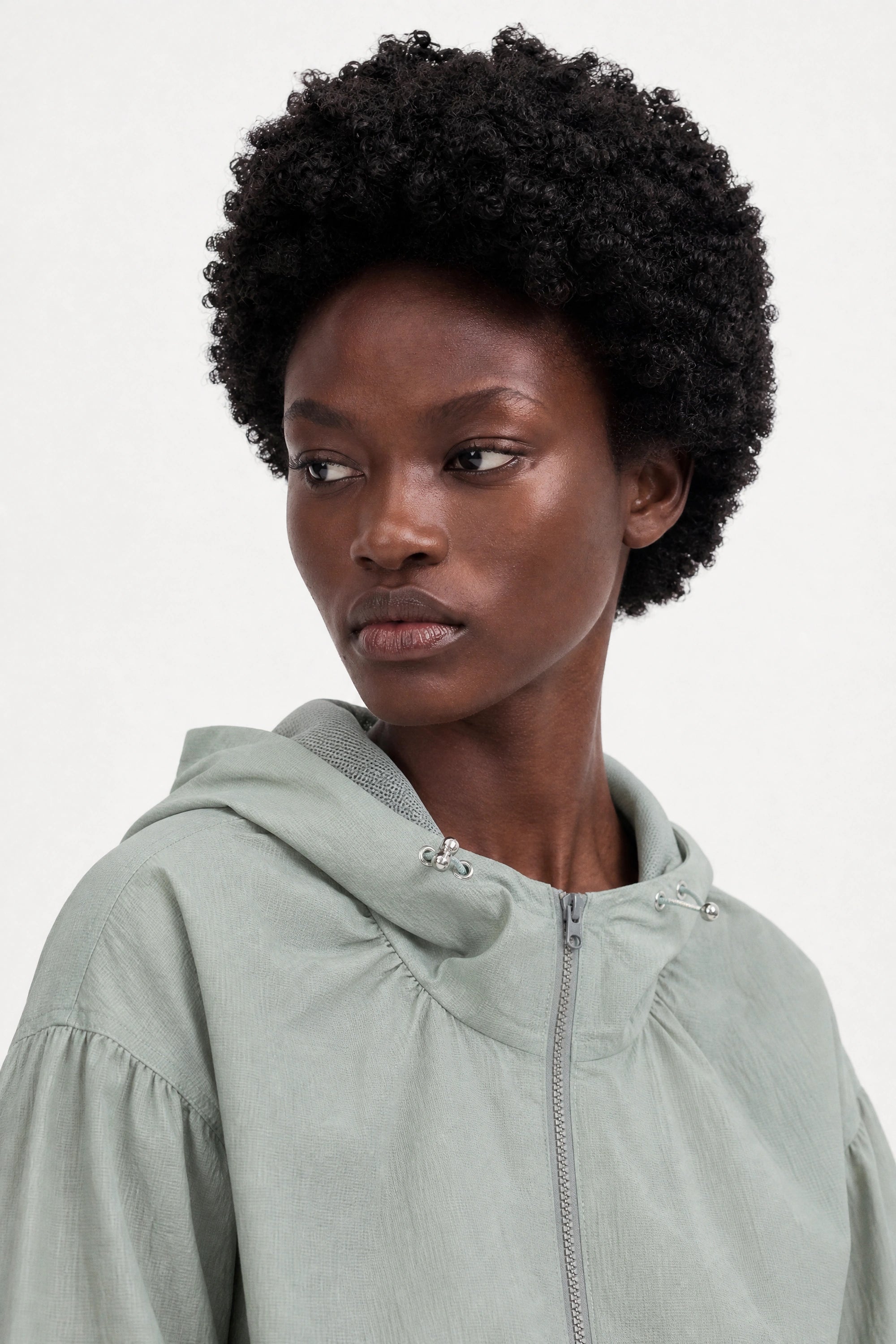 Light grey box textured hooded windbreaker_3