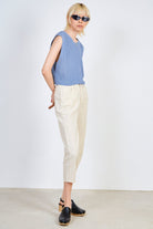 Light blue round neck zip knit vest_4