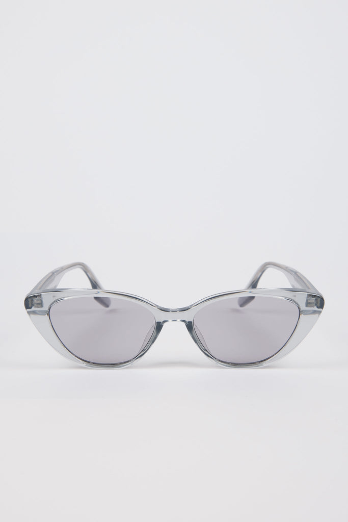 Light grey thick cateye sunglasses_1