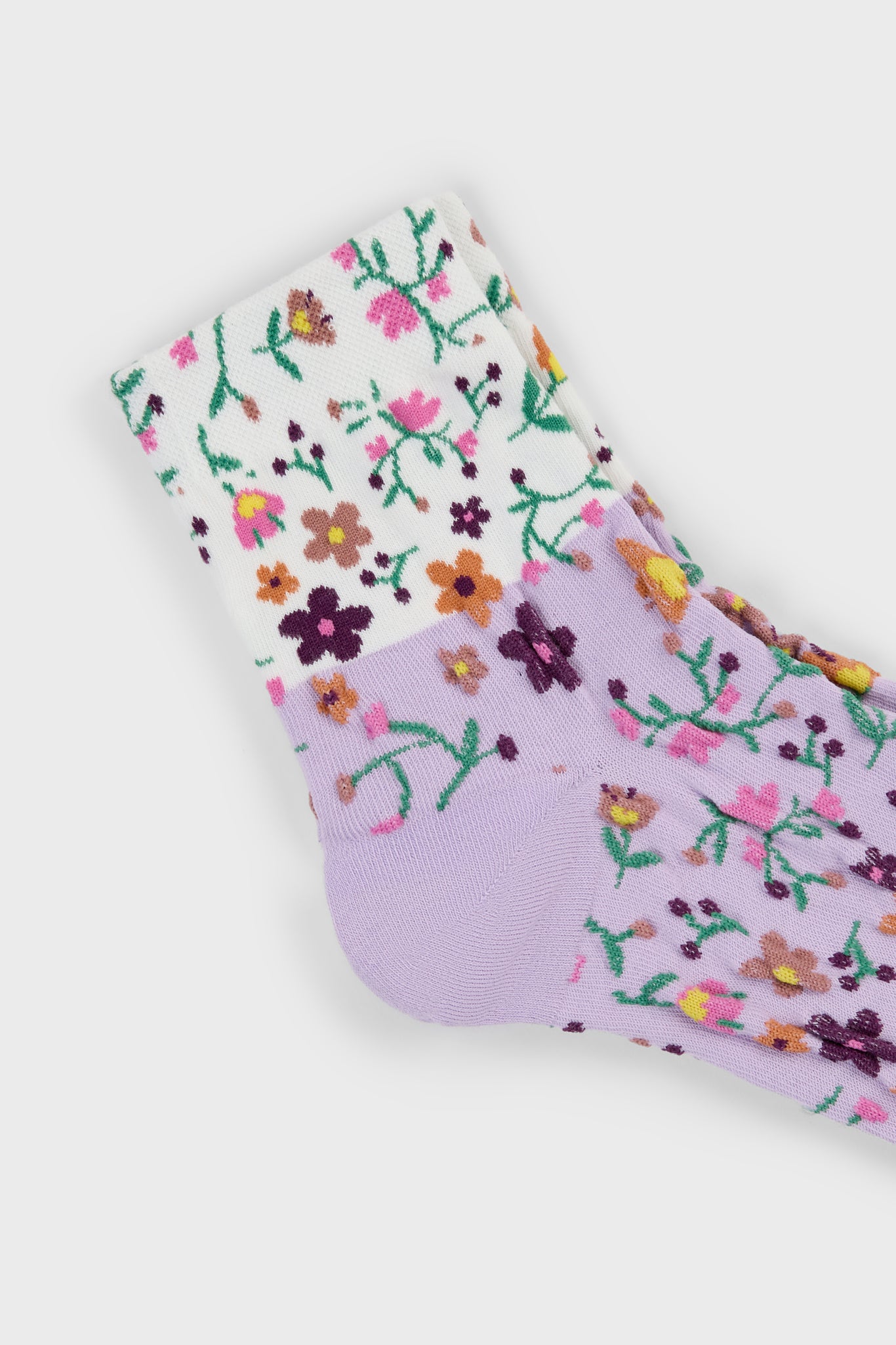 Lilac floral colourblock socks_2