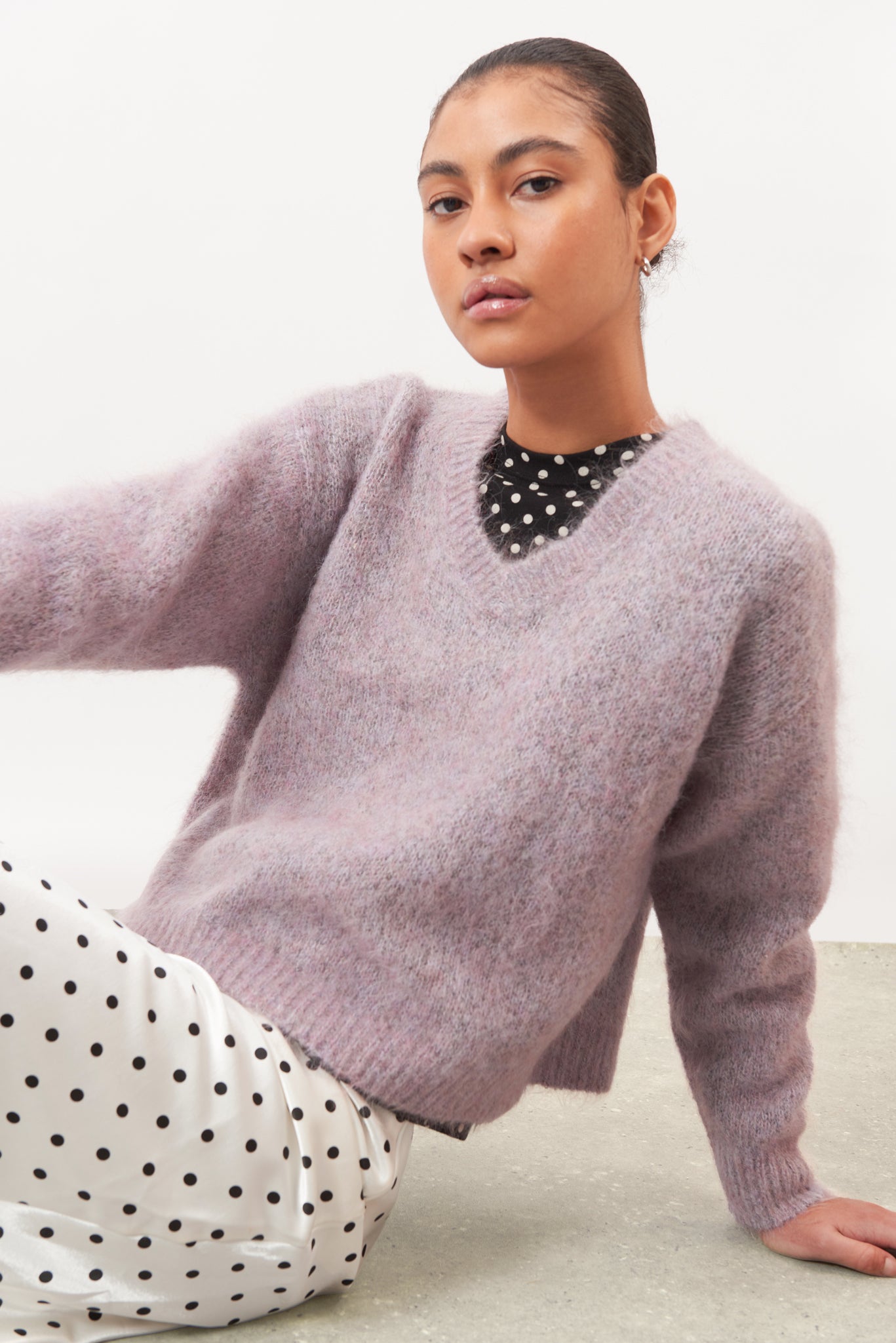 Lilac mohair wool blend V neck jumper_1