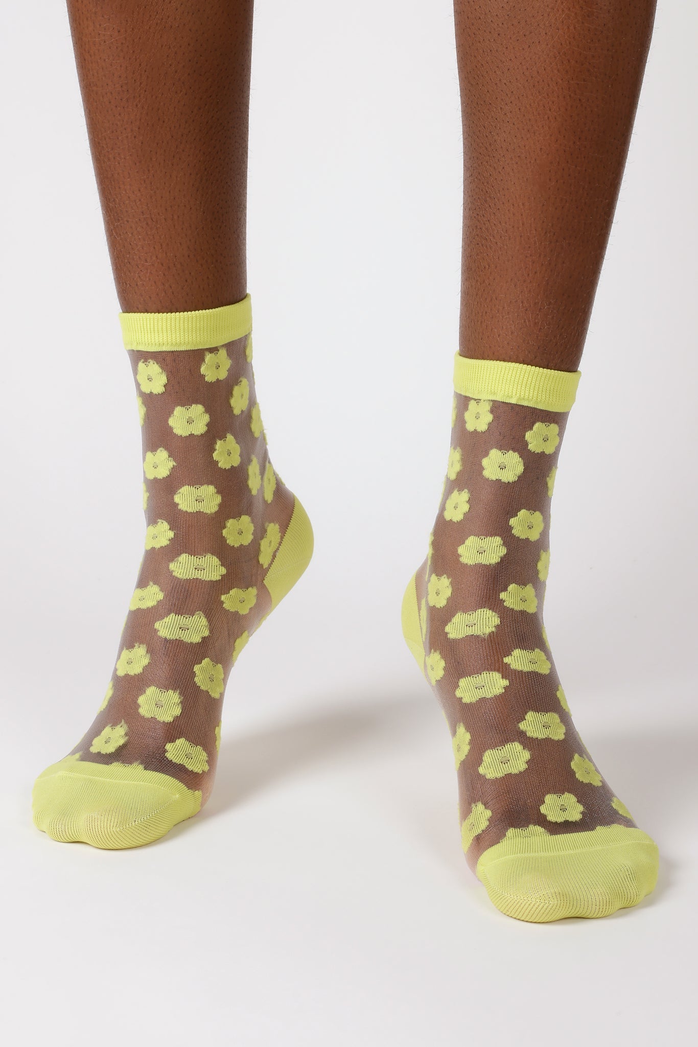 Lime sheer tiny flower socks_4