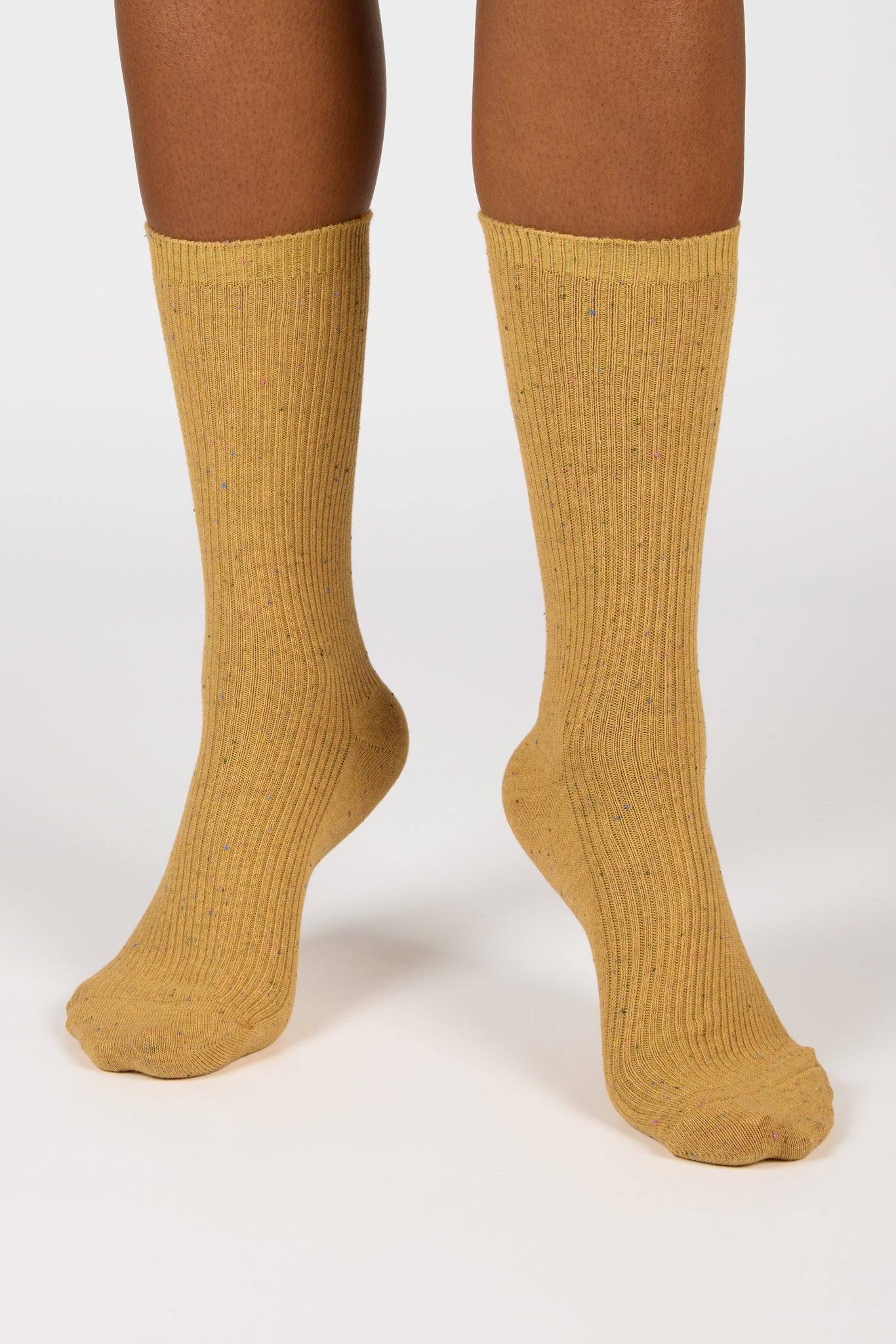 Mustard rainbow fleck ribbed socks_4