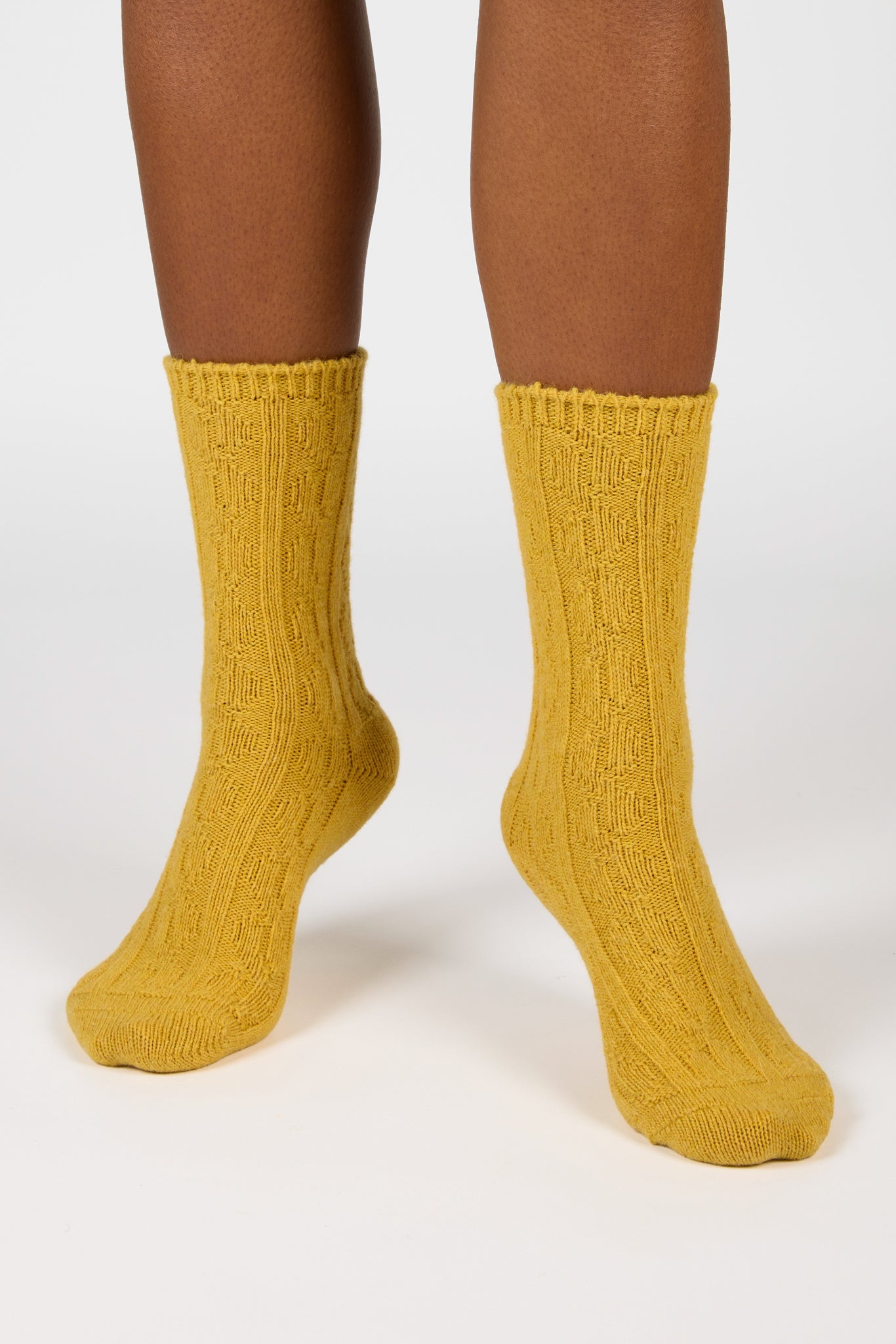 Mustard wool blend ribbed socks_4