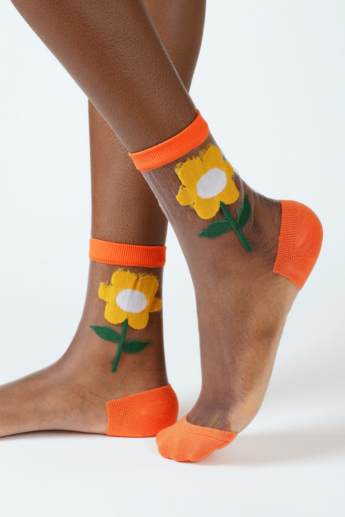 Mustard sheer giant daisy orange trim socks_1