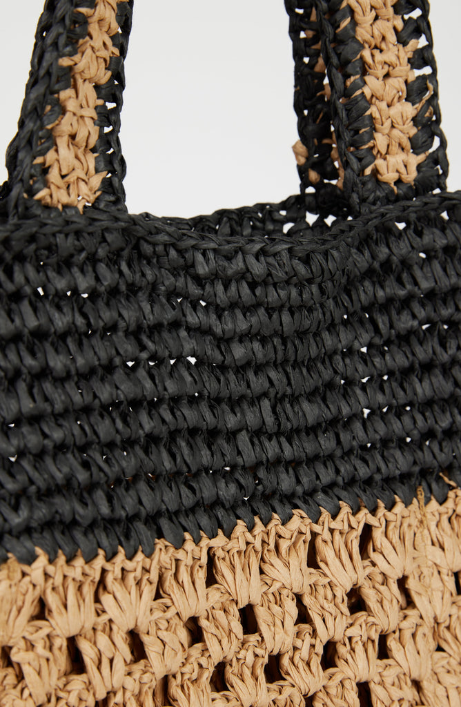 Natural and black trim straw tote bag_3