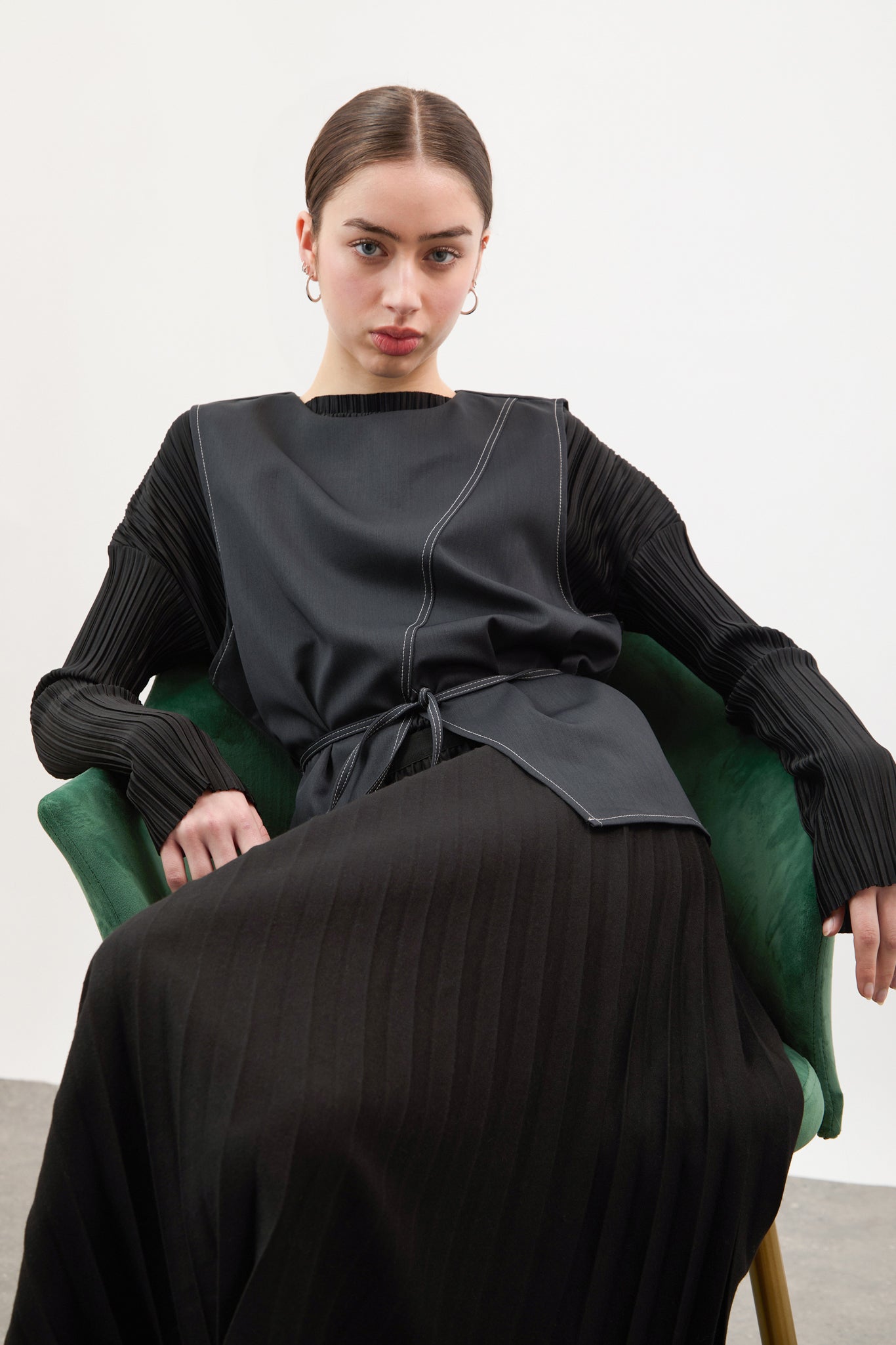 Navy and white contrast stitch cross detail tie waist top_5