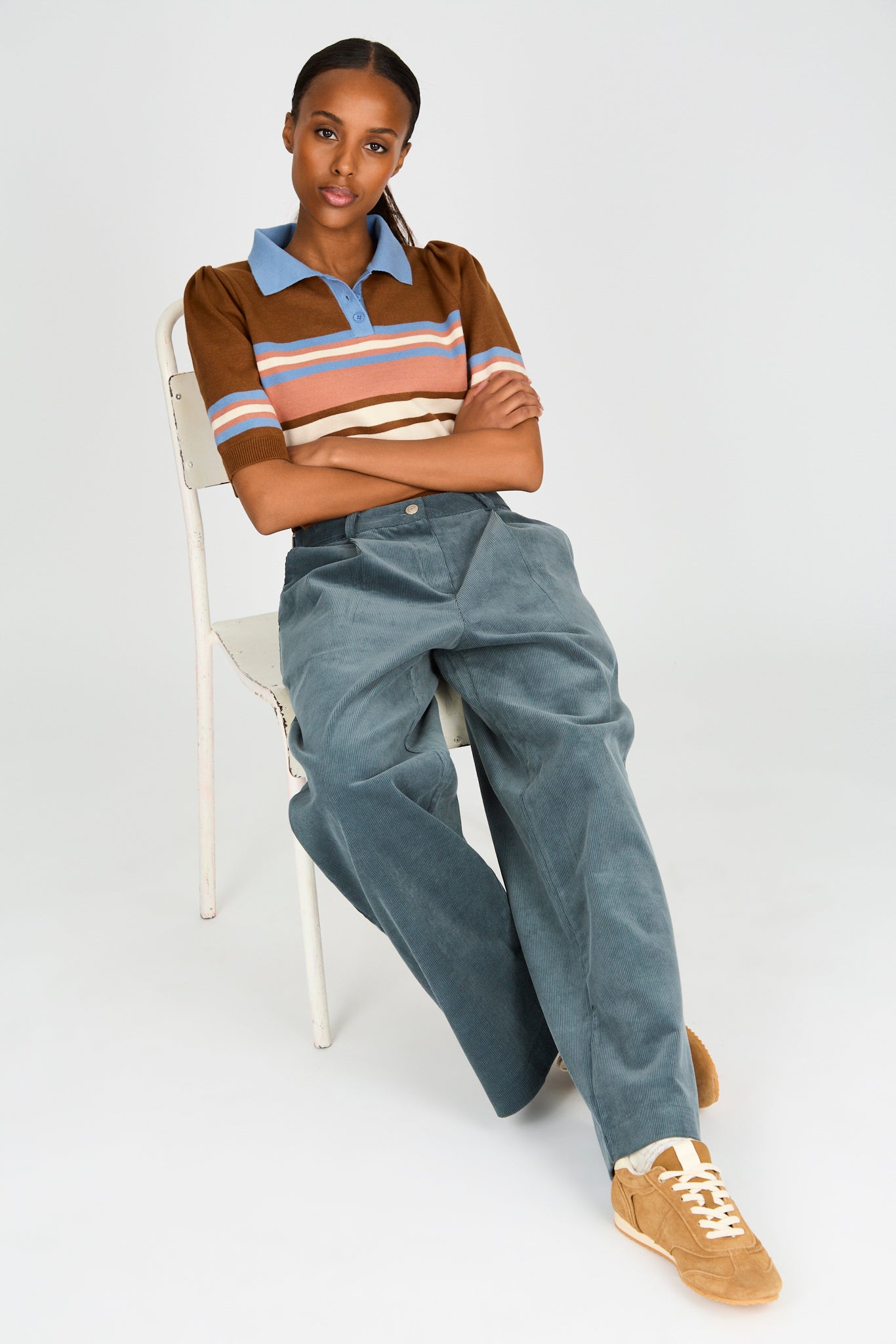 Navy cinch waist corduroy trousers_5