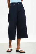 Navy ultra wide leg cropped jeans_1