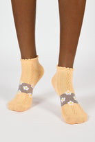 Orange and white sheer daisy strip ankle socks_2