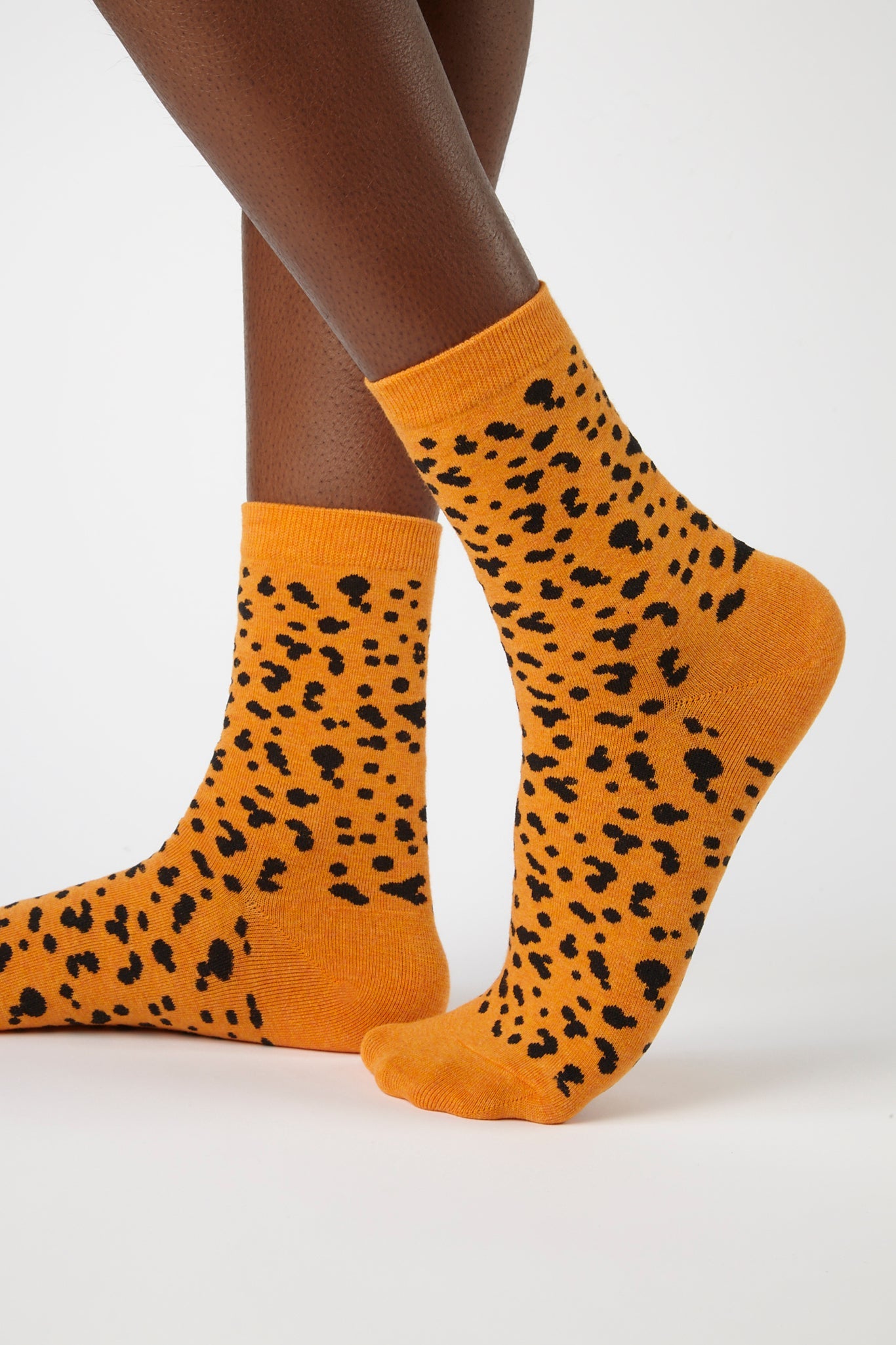 Orange and black leopard socks_4