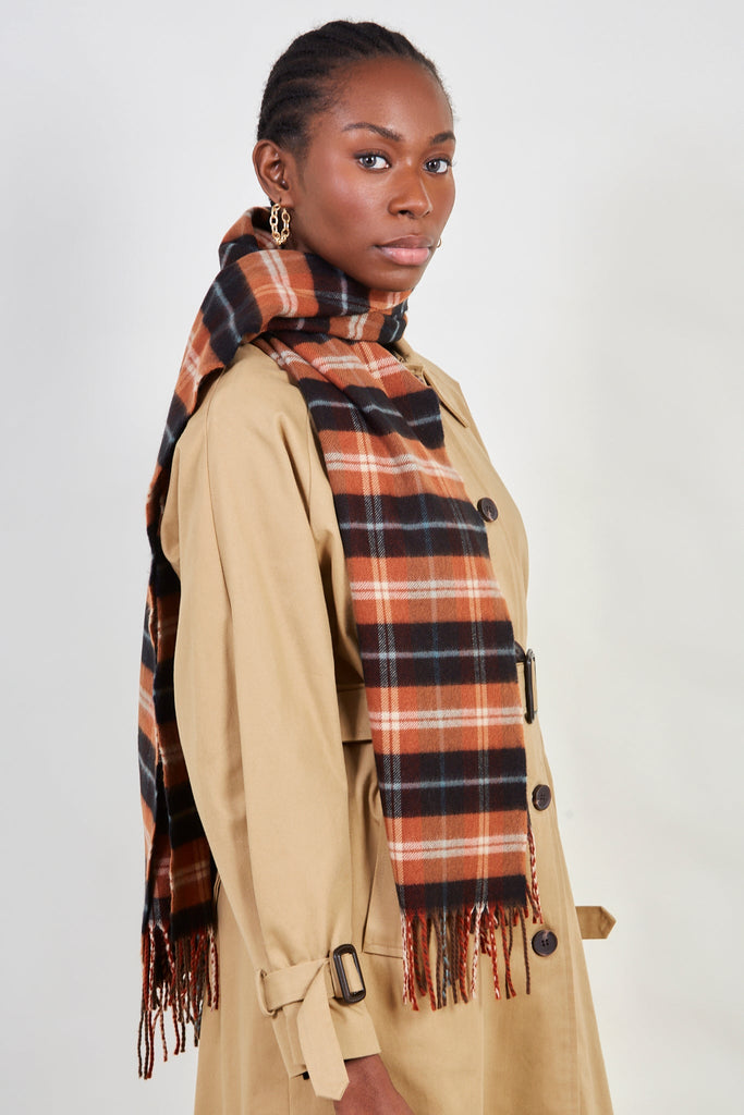 Orange and ivory checked scarf_4