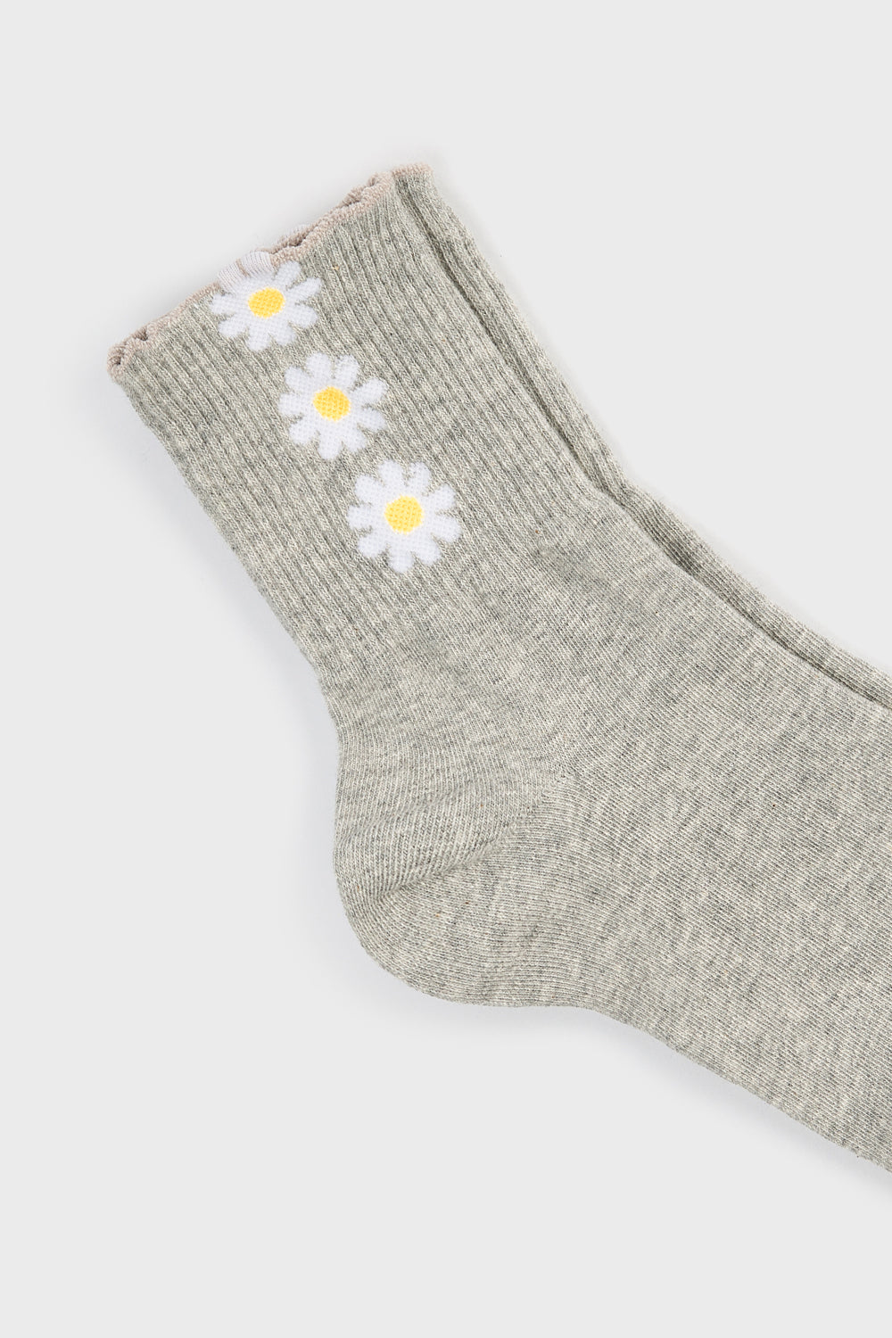 Pale grey triple daisy socks_4