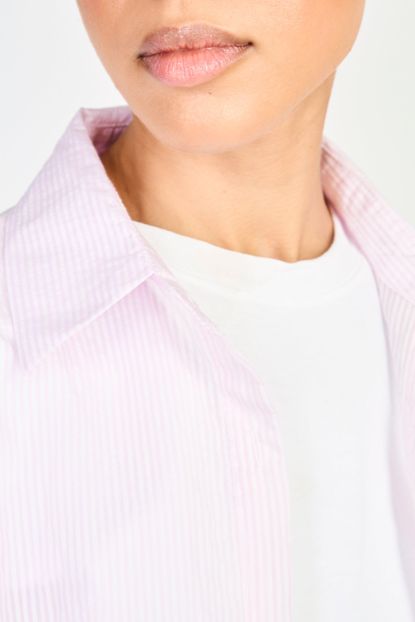 Pink and white thin striped relaxed fit shirt_3