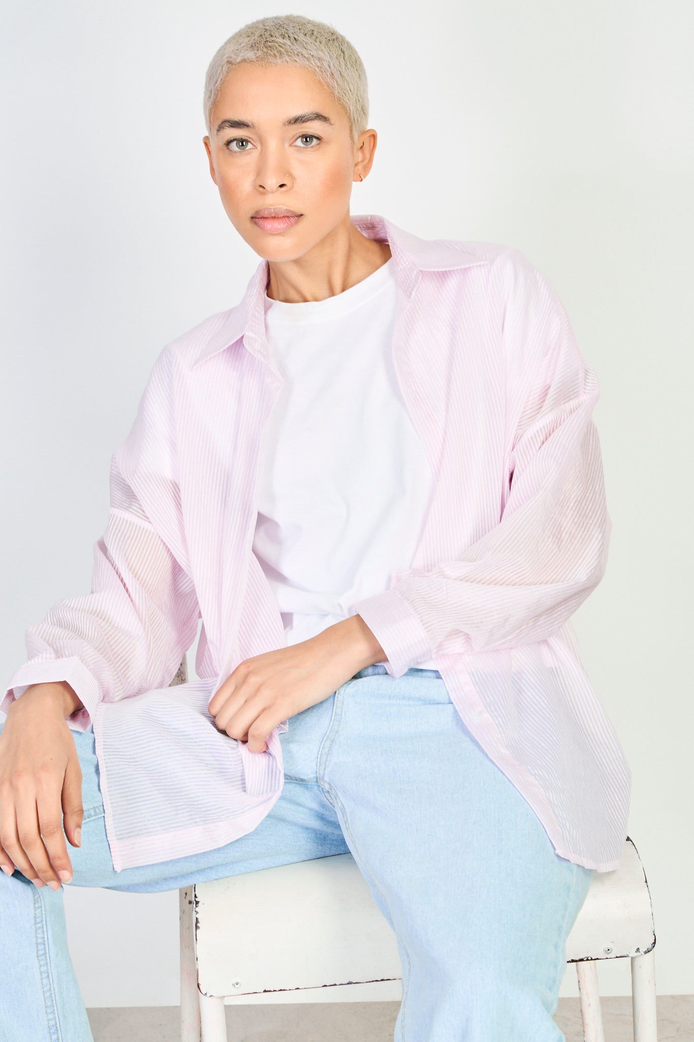 Pink and white thin striped relaxed fit shirt_5