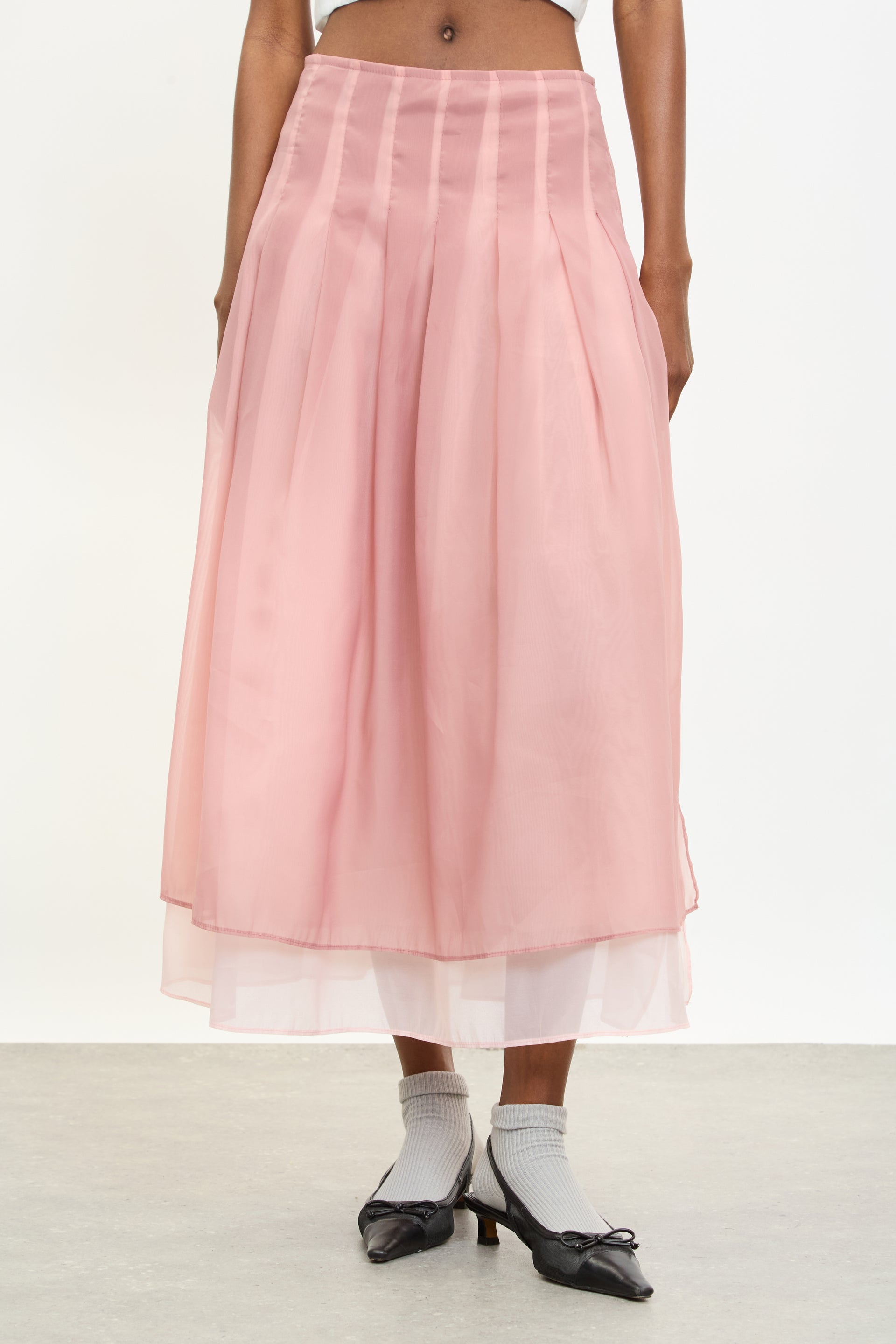 Pink chiffon overlay pleated skirt S/M