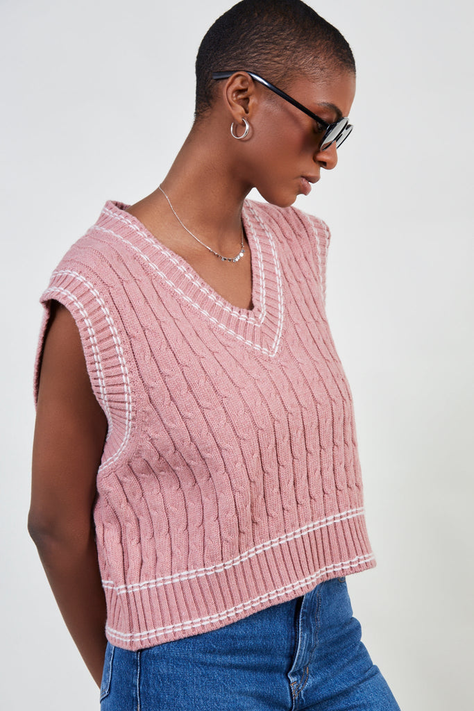 Pink dotted varsity trim sweater vest_2