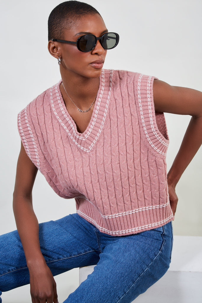 Pink dotted varsity trim sweater vest_5