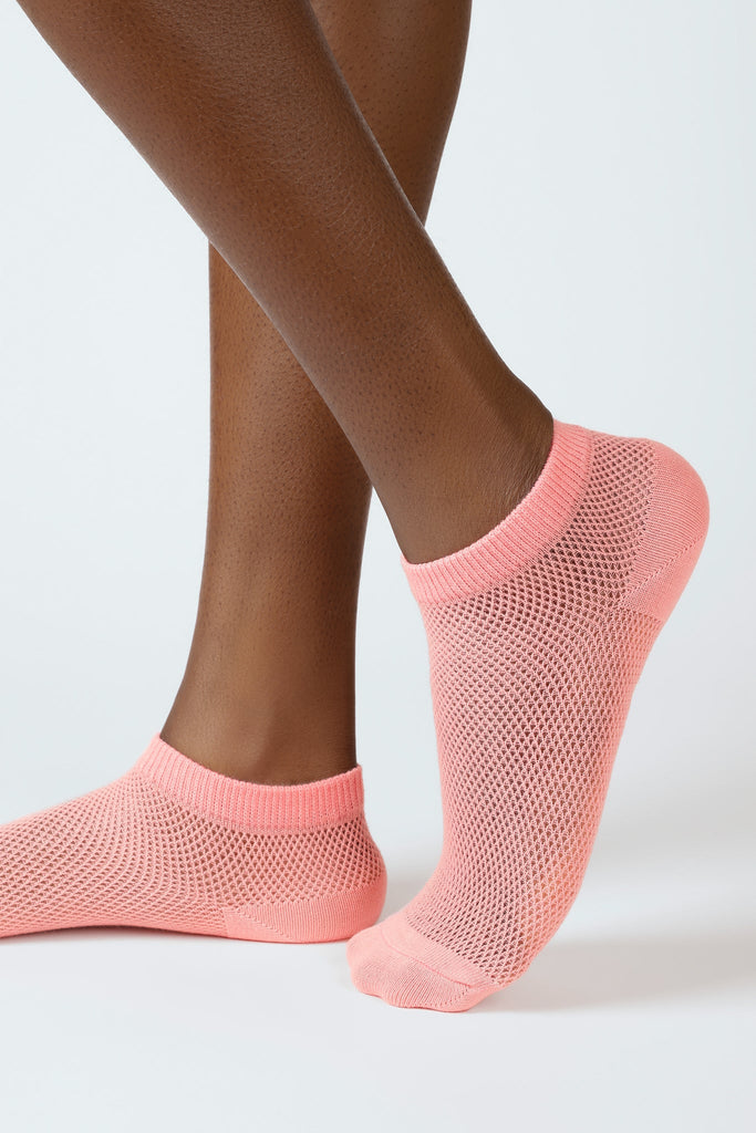 Pink mesh ankle socks_1