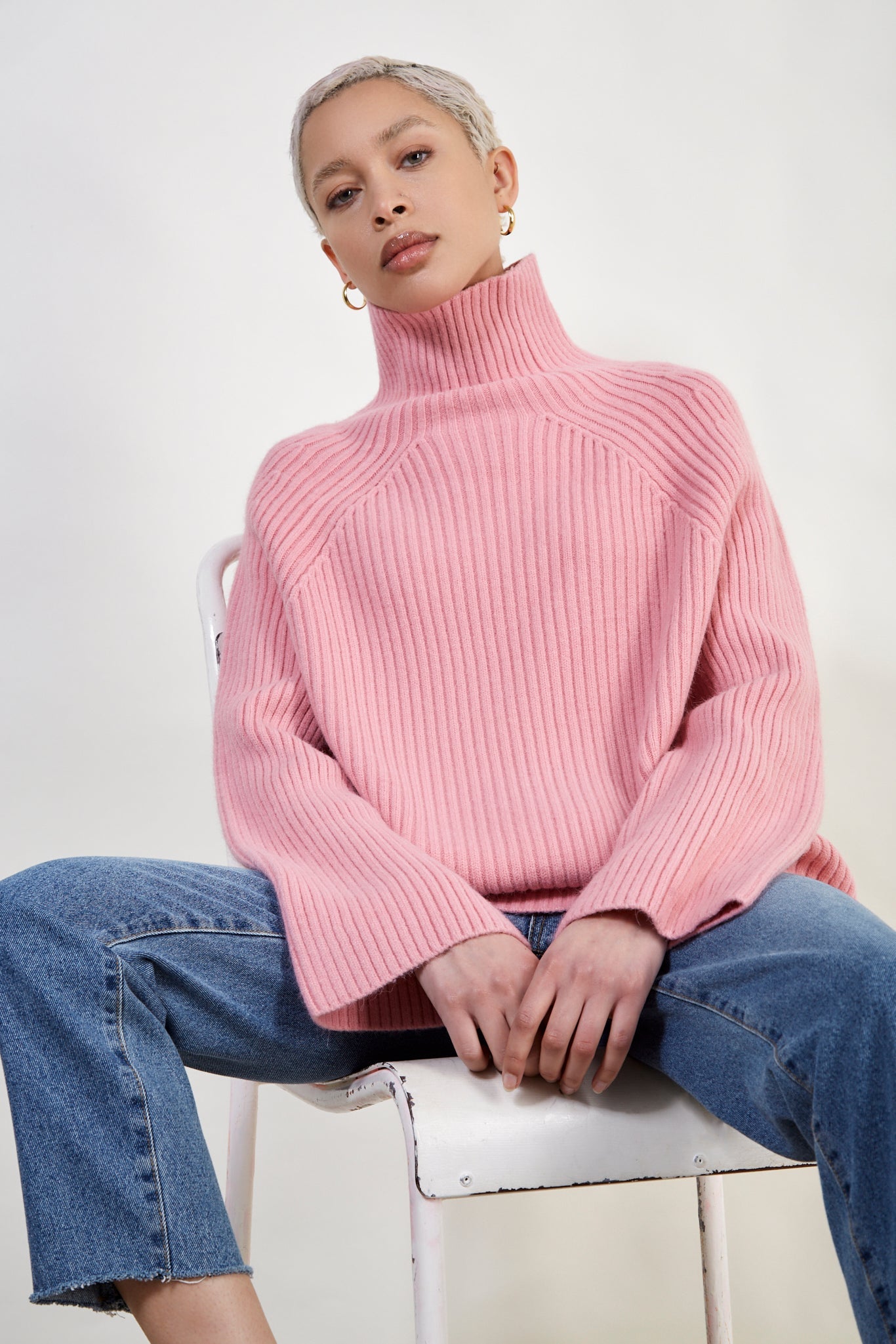 Pink shaped thick rib turtleneck jumper