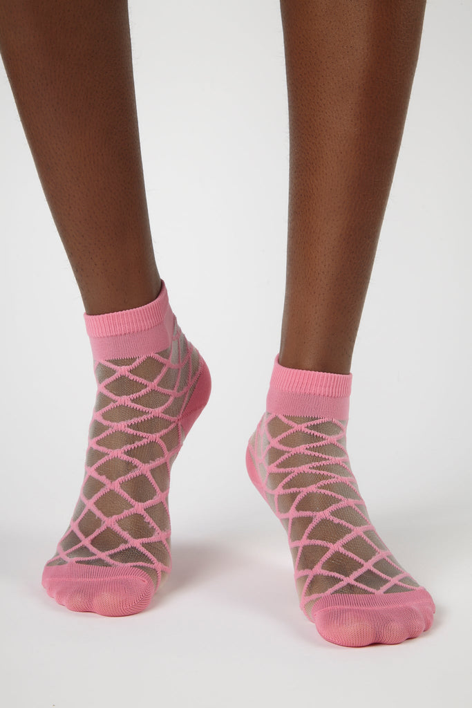 Pink sheer criss cross socks_4