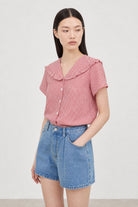 Red gingham ruffle trim giant collar short sleeved shirt_1