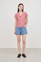 Red gingham ruffle trim giant collar short sleeved shirt_4