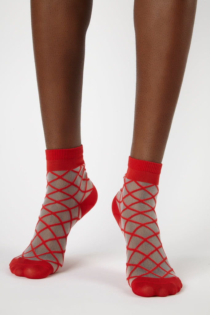 Red sheer criss cross socks_4