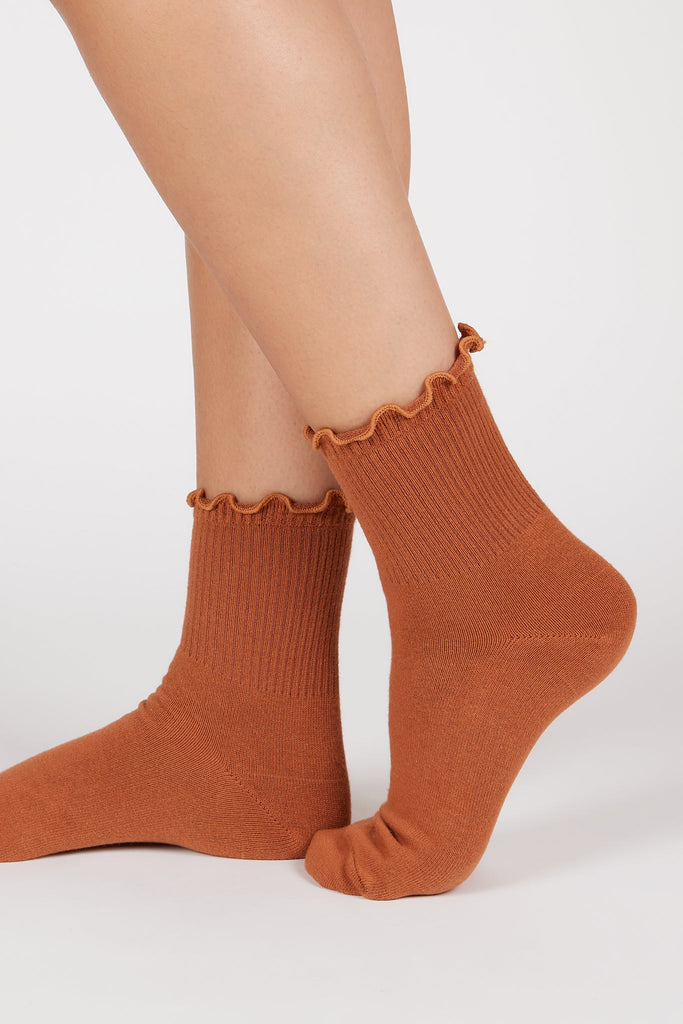 Rust orange ruffle trim socks_1