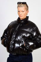 Black glossy puffer jacket_4