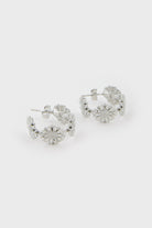 Silver daisy hoop earrings_1